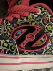 Heelys Pro 20 Nova Roller Shoes – Size 1 Youth – Pink/Silver Multicolor
