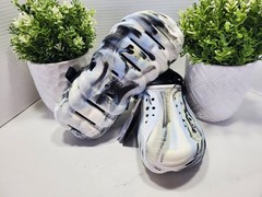 Crocs Echo Glow Marbled Clog Black / White 211883-0WU Youth J6 ⚫ New With Tags