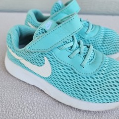 Nike Tanjun TDV EasyOn Hook & Loop Sneaker SZ 10C Aurora Green 818386-301