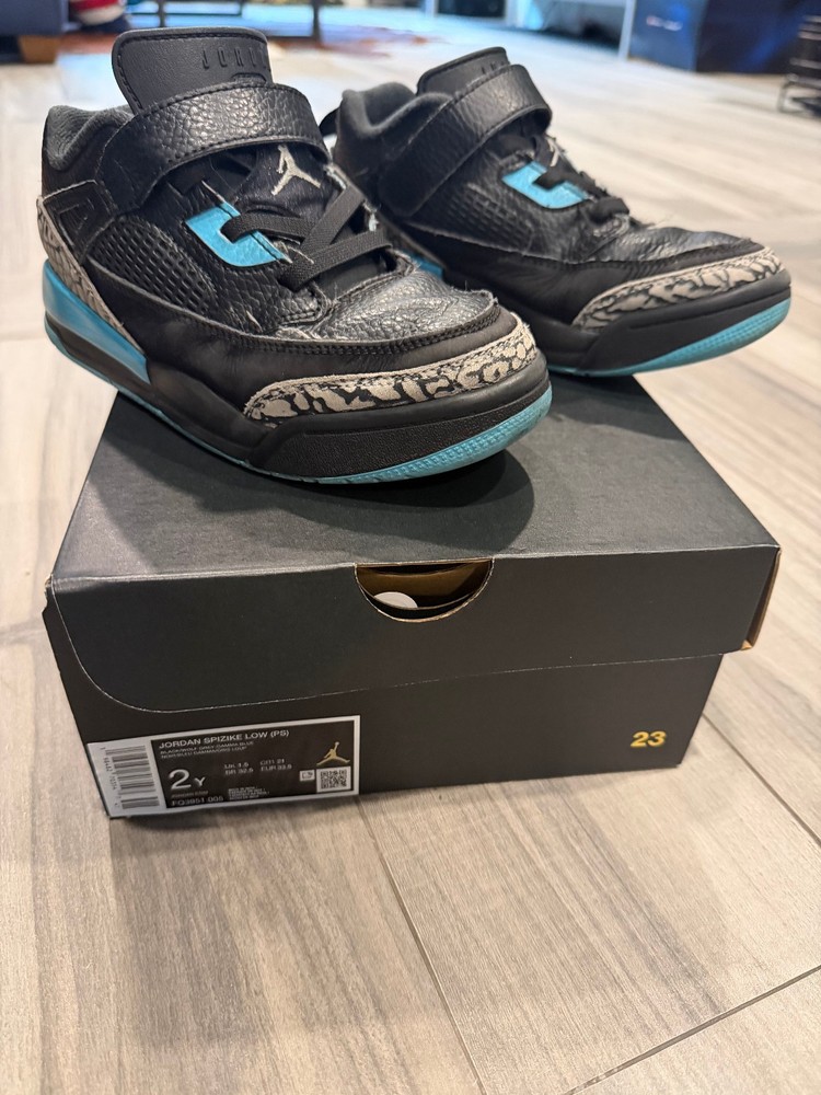 Nike Air Jordan Spizike Low Black Gamma Blue FQ3951-005 Size 2 youth