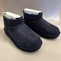 UGG Kid’s Ultra Mini Navy Classic Boots 1130750K Kid’s Size 3