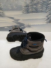 ❄️ Khombu Duck Boots – Youth Size 4 US Gray Leather/Rubber Waterproof Insulated