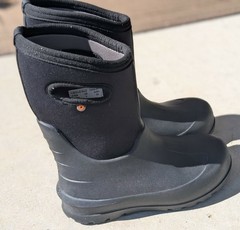 BOGS Classic High Waterproof Rain Boot Shoes Youth Boy’s Black Sz 3 Nice