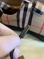 BURBERRY UNISEX MARKHAM CHECK LOW TOP SNEAKERS, BEIGE, BLACK – 3 US / 34 EU, NIB