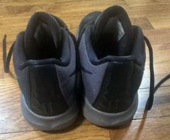Nike Kyrie Irving Flytrap Youth 5Y Black Grey Basketball Low Top Shoe AA1154-011