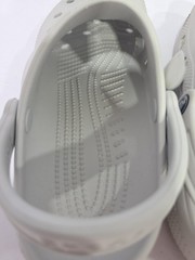 Crocs Classic Gray Shark Clogs/Sandals J6 Big Kid 6 Women’s 7 Casual Summer