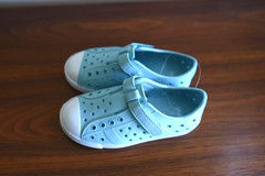 DSG Sandals Beach Water EVA Slip-On Shoes Girls Or Boys Teal Size 10