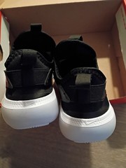 Nike Kids Size 13 Flex Runner 4