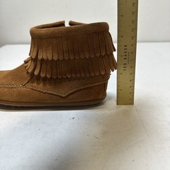 Minnetonka Double Fringe Side Zip Suede Tan Children’s Boots Sz 12