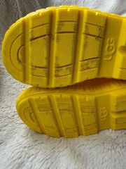 Nearly New $60 UGG Kids‘ Drizlita Boots (1130361T) Canary Yellow US7/UK6/EU23.5