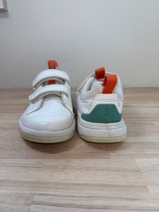 On The Roger Hook and Loop Sneakers 3KE10010840 White/Green SIZE: K13