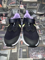 Nike Star Runner 3 PSV Size 1.5Y Cave Purple White Lilac