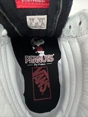 Vans x Snoopy Peanuts Size 3.5 Shoes Sk8-Hi Peanuts Joe cool