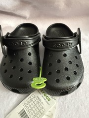 Crocs Classic Kids I am Bat Clog Black – US J1 New With Tags & Hanger Glow Bat