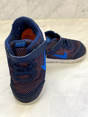 Nike- Flex Experience-Black/Blue/Orange-Young Boy- Size 8c