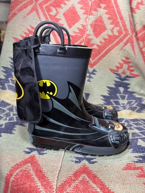 Batman Western Chief Children’s Rain Boots Galoshes with Cape Size 13 NEW