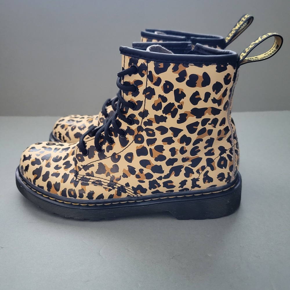 Dr. Martens 1460J Leopard Print Junior Boots Unisex Men US 4 Women US 5