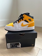 Nike Air Jordan 1 Mid GS Sneakers University Gold Size 5.5Y/ Wmns 7. 554725-170