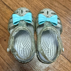 Crocs Isabella Unisex Kids US 6 Silver/Blue Glitter Mary Jane Sandals Bow