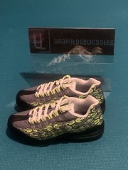 Nike Air Max 95 SE Logo “Grey/Volt”. Brand New No Box. Size 6.5Y