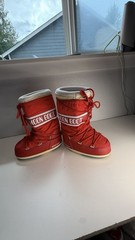 Moon Boot Original Red Nylon Snow Boots kids EU 31 34 Kids 13.5 – 2.5