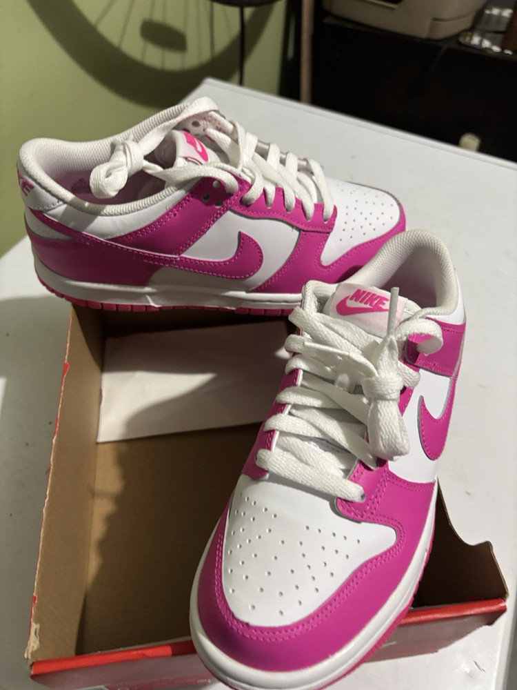 Nike Dunk Low (GS) 5Y Pink/White Leather Lace-Up Sneakers FB9109-102