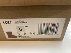 UGG Kids Classic II Boot, Size 6, Authentic with Original Box, Chestnut 1017703K