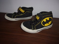 DC Comics Batman high top sneakers US 9 toddler