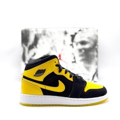 *NEW* Youth NIKE AIR JORDAN 1 MID SE (GS) BLACK/YELLOW (HJ5940 071) 👍