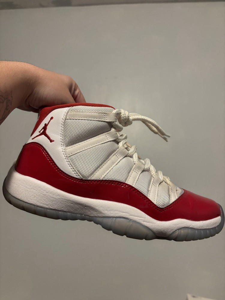 Nike Air Jordan Retro XI 11 “Cherry” GS 378038-116 Youth Size 5Y Womens Size 6.5