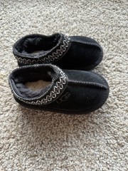 UGG Tasman Unisex Kids Black Suede Lined Slip-On Slippers Rubber Sole AU 6
