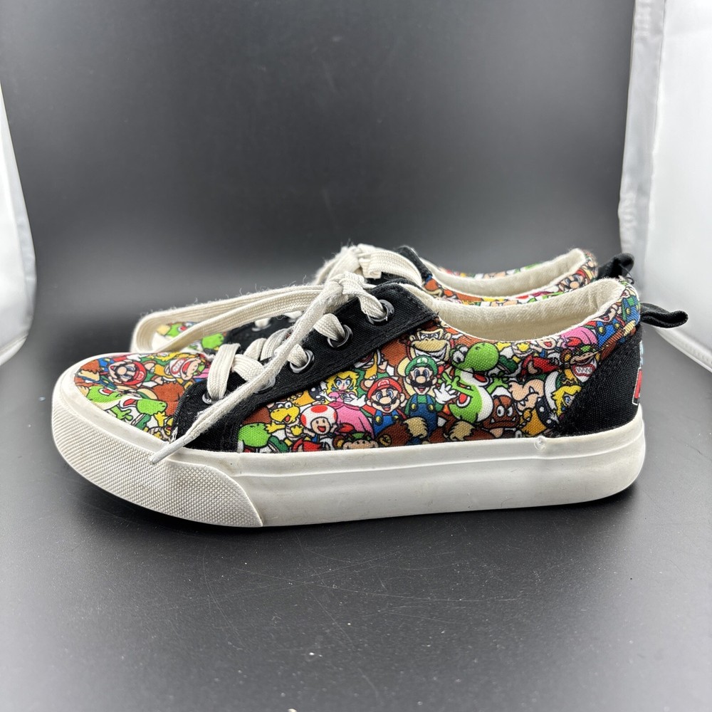 GroundUp Big Kids Size 1 Super Mario Bros. Vans Style Lace Up Shoes