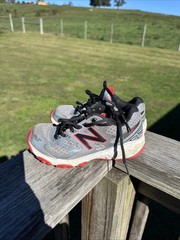 Kids New Balance 680v3 Size 13.5
