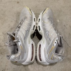Nike Youth Size 4 Air Max Plus White Sneakers CW7044 100 *DISTRESSED*