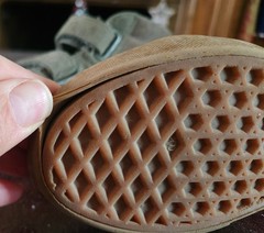 Vans Old Skool Mid Hook/Loop Kids Size 1 Green/Gum Soles