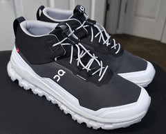 On Running Youth Cloudhero Eclise/Black Color Mid Waterproof New In Box Size 6Y