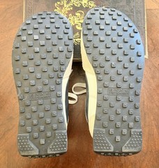 Nike Waffle Trainer 2 Unisex Size 6.5 Youth Black And White