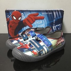 Marvel Ultimate Spider-Man Kids Low Top Slip-On Sneakers Size US 12.5 / EU 31