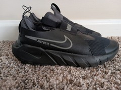 Nike Flex Runner 2 Youth Size 4.5 Y Black Athletic Shoes Sneakers DJ6038-001