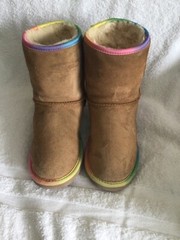 Ugg Australia Classic Short Chestnut Brown Suede Winter Boots SN 1006063KSize 4Y