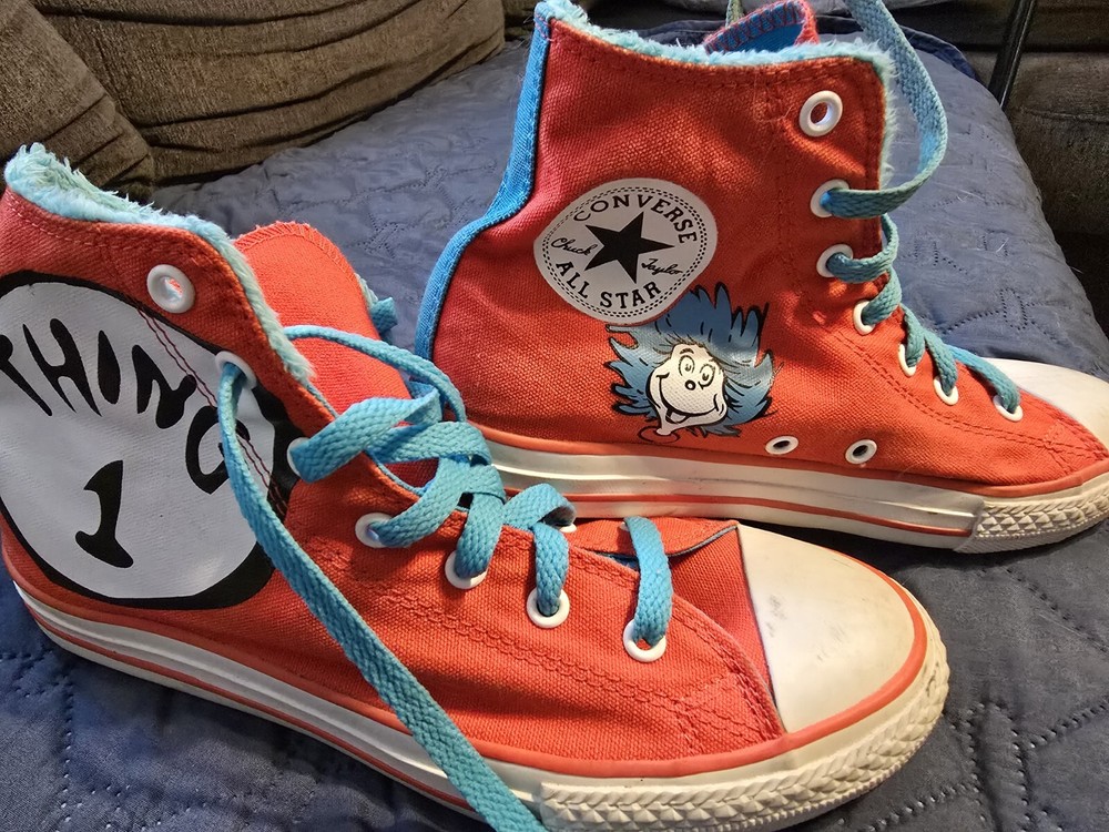 Converse All Star shoes Dr Seuss Thing 1 & Thing 2” Junior Size US 5-Worn Once