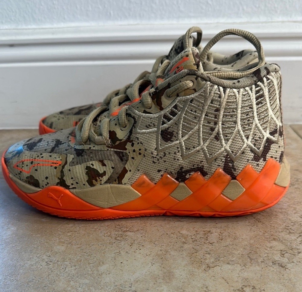 Size 3.5 (GS) – PUMA MB.01 Digital Mid Digital Camo