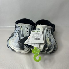 Crocs Echo Glow Marbled Clog Black/White 211883-0WU Youth J2 New With Tags