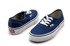 VANS AUTHENTIC PS NAVY/TRUE WHITE LITTLE KIDS SHOE PRE-SCHOOL SIZE RUNS