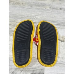 NFL Kansas City Chiefs Slippers Kids Size 5/6 Red Yellow Logo Print EUC