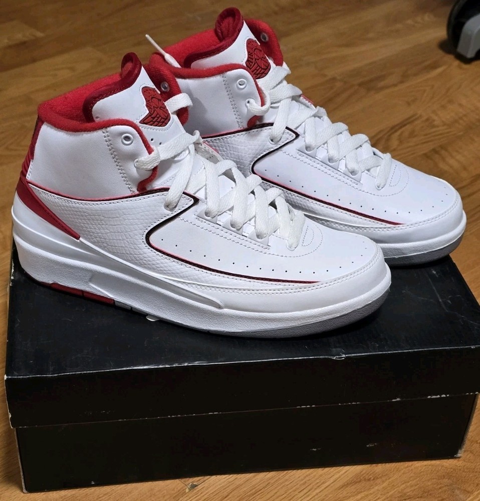Jordan Air Jordan 2 Retro GS White/Black/Red 6Y (EU 38.5) 395718-102