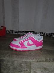 NEW Nike Dunk Low Laser Fuchsia Pink GS Size FB9109-102 Kids Size 6.5Y