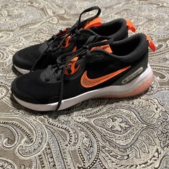 Nike Explore Next Nature Black White Orange DC5860-001 Tennis Shoes Size 6Y NEW