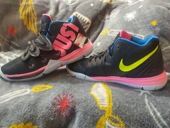 Nike Kyrie 5 Just Do It Black Volt Hyper Pink Size 3Y Mid-top GREAT CONDITION!
