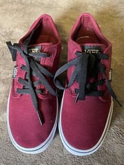 Vans Atwood Low Top Canvas Sneaker Oxblood / White Youth 4.5/ Woman 6.0 NEW